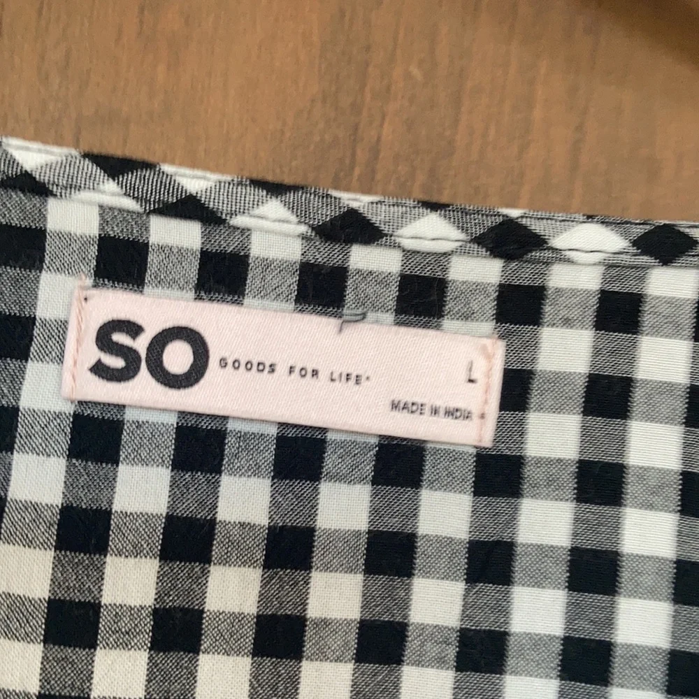 3/$24 SO boho casual top black white check short sleeve cinch front casual L jr - Picture 10 of 15